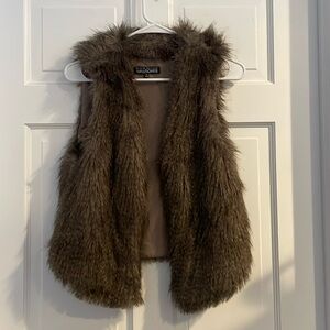 Wallflower Denim Deluxe Faux Fur Open Vest Brown Mob Wife Women’s Size Large S